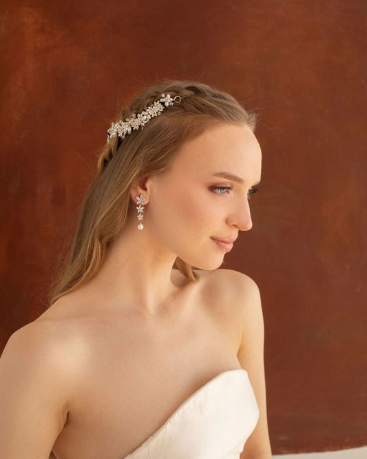 Zirkon Çiçek Küpe