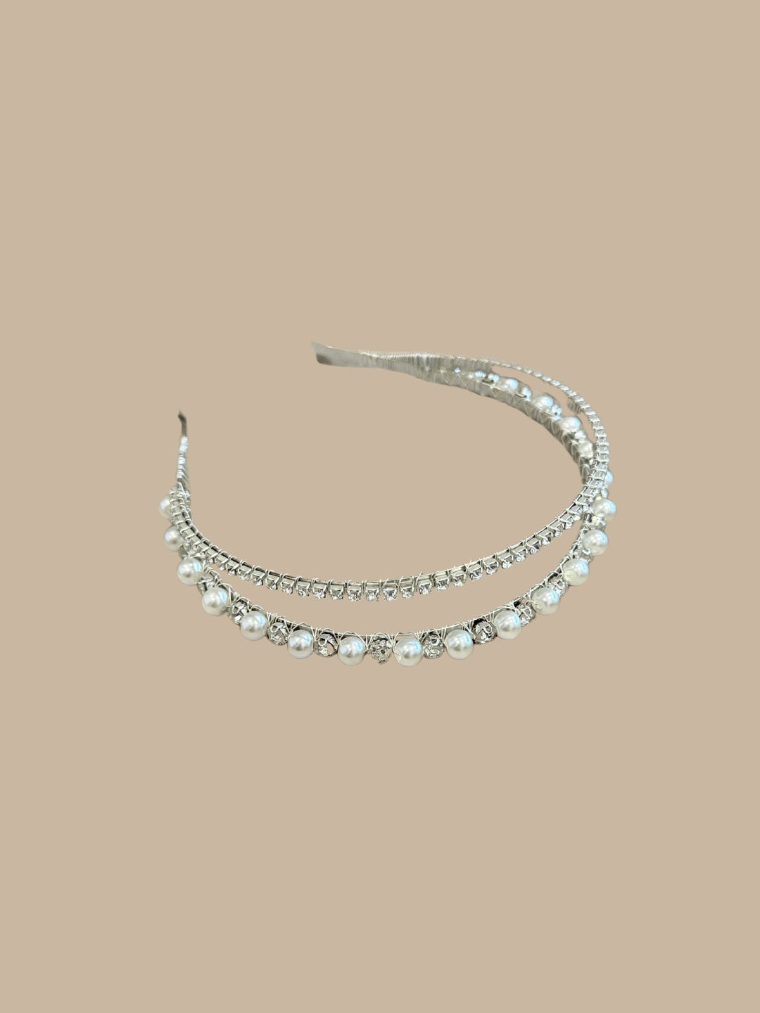 LUCY TIARA